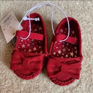 Genuine kids by OshKosh size 2 shoes